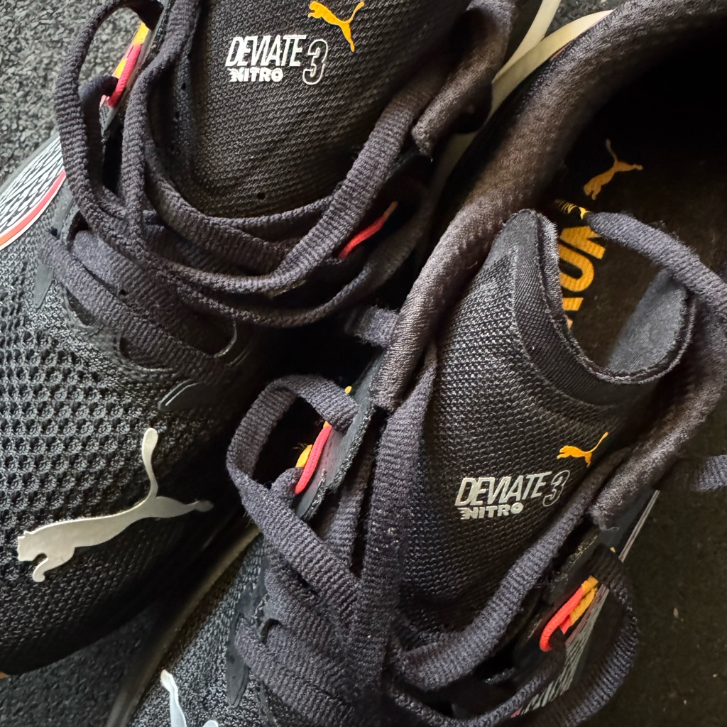Puma Deviate Nitro 3 Black Running Shoes (Mens 7.5/Womens 9)